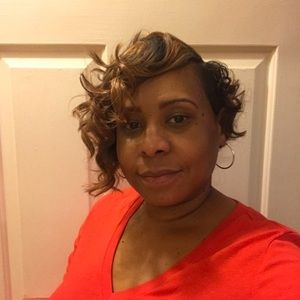 Meet your Posher, Paula